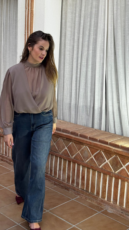 Blusa Elara