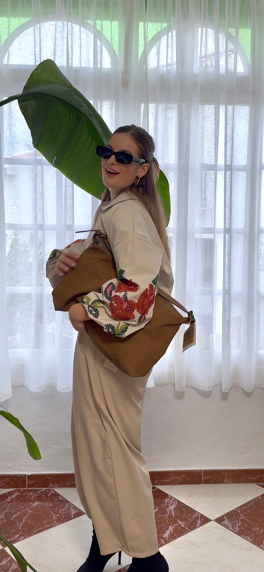 Chaqueta Bordada